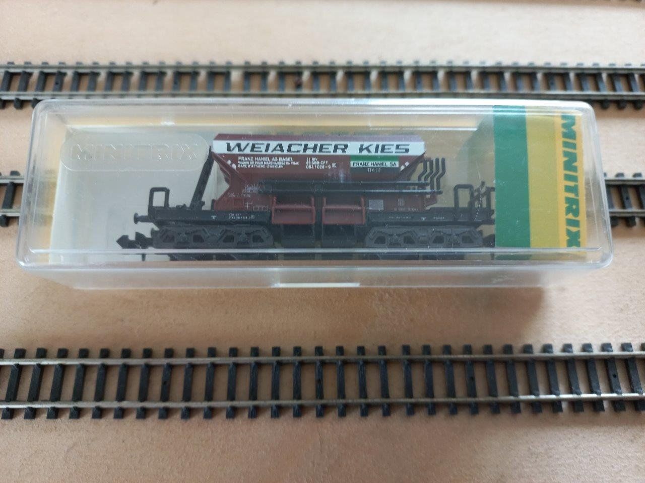 SBB/CFF/FFS Modelleisenbahnen: Minitrix Spur N Güterwagen   Weiacher Kies SBB      intern 2 – Gebraucht aus Pfäffikon / ZH von Pefkadett