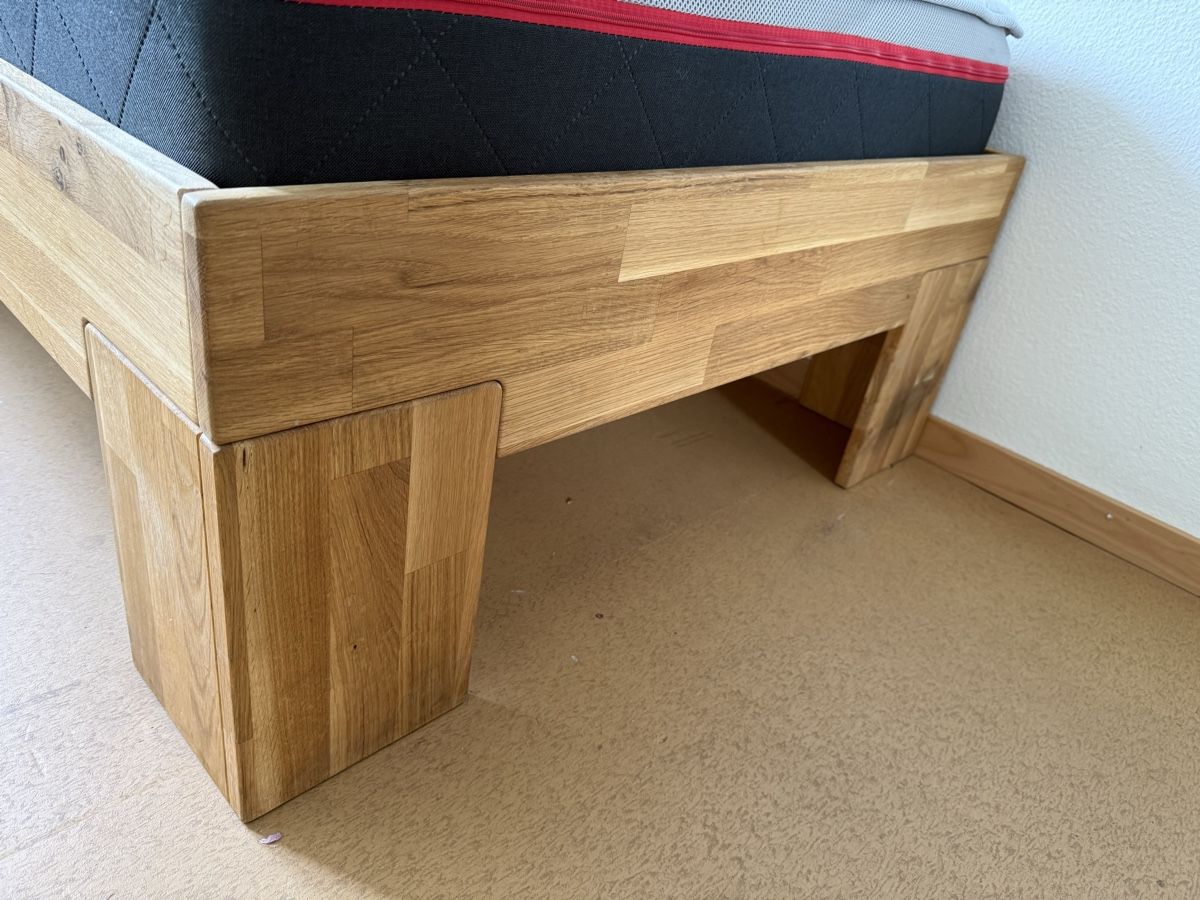 Letti: Massiv Holz Bett 90X200 – Usato da Zürich venduto da lau_8n8v 2