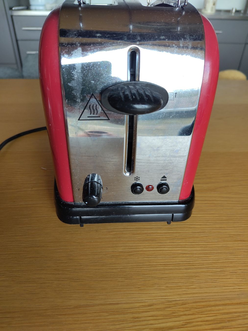 Russell Hobbs Elettrodomestici da cucina: Toaster Russell Hobbs – Usato da Zürich venduto da aurelie.99 4