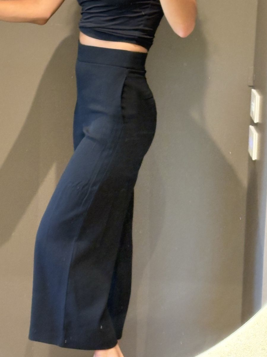 Massimo Dutti Pantaloni: Elegant black short work pants – Usato da La Conversion venduto da chi_td5v 1