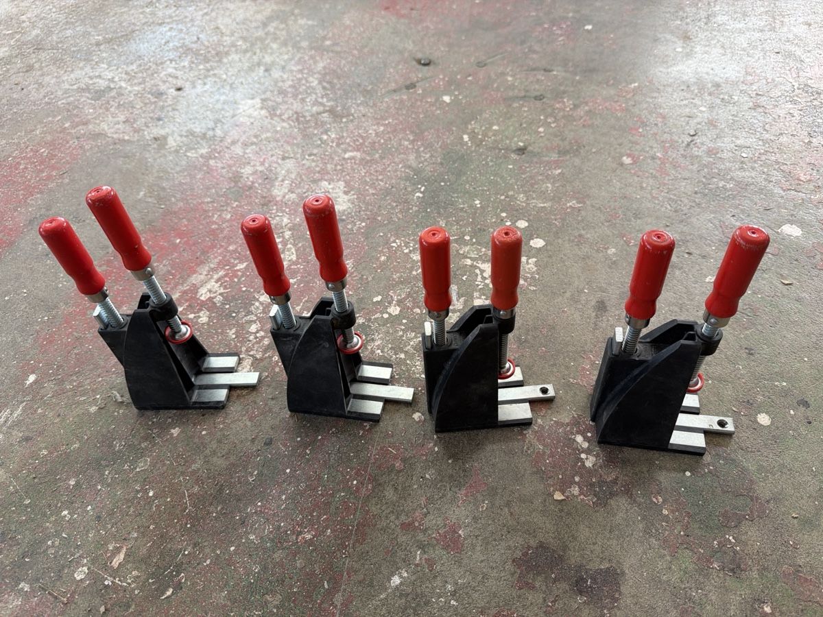 Bessey Tutti gli attrezzi: Bessey Rahmenmontage Zwingen – Usato da Höfen b. Thun venduto da luckystreet 1