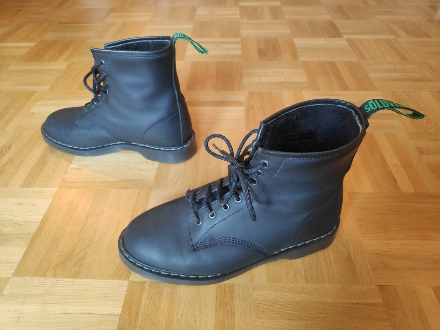 Solovair Herrenschuhe: Solovair - Greasy Shearling Lined 8 Eye Derby Boot - Gr. 43 – Gebraucht aus Bern von anger47 3