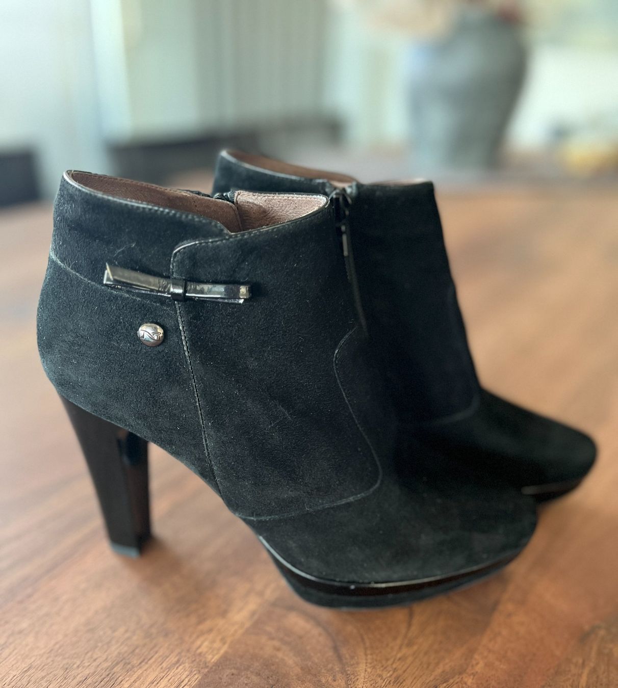 Scarpe da donna: Wildleder Stiefeletten schwarz – Nuovo (secondo la descrizione) da Schaan venduto da ManuelaJ. 6