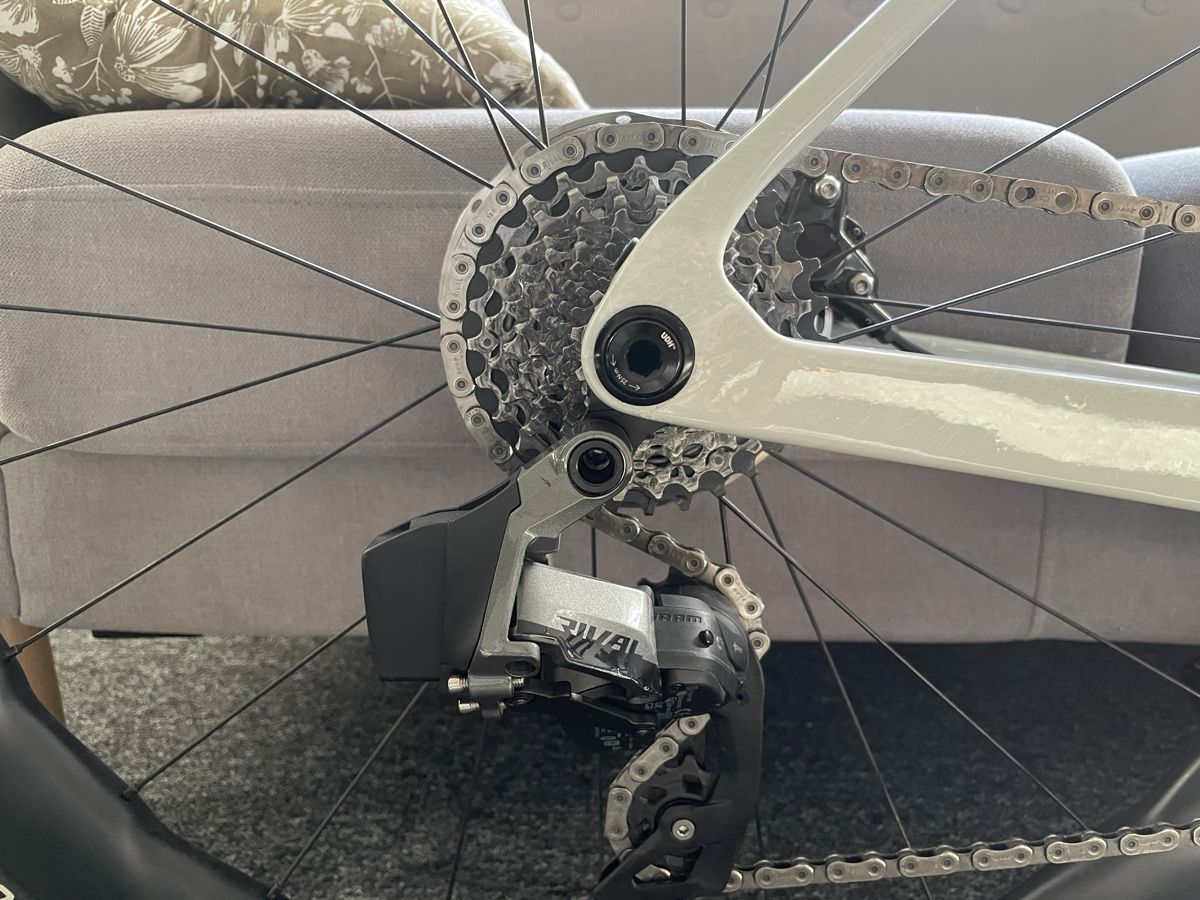 Velos: Carbon Rennrad Gschwind – Neu (gemäss Beschreibung) aus Küsnacht ZH von alm_dq5l 5