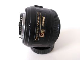 Nikon DX AF-S Nikkor 35mm 1:1.8G (APS-C-kompatibel)