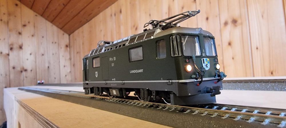 Bemo Modelleisenbahnen: BEMO 1258 111 RhB Ge 4/4 II 611 Lanquart DIGITAL – Gebraucht aus Sattel von B7u