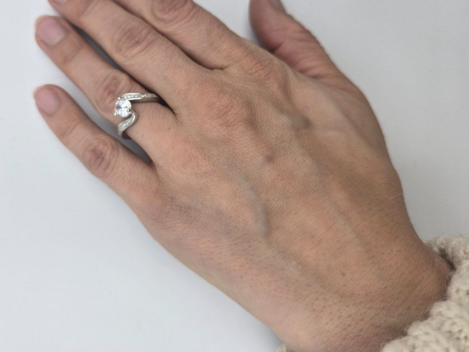 Anelli: Ring Silber 925 Zirkonia Gr. 54 – Nuovo e nell'imballaggio originale da Zug venduto da gold.schmuck 1