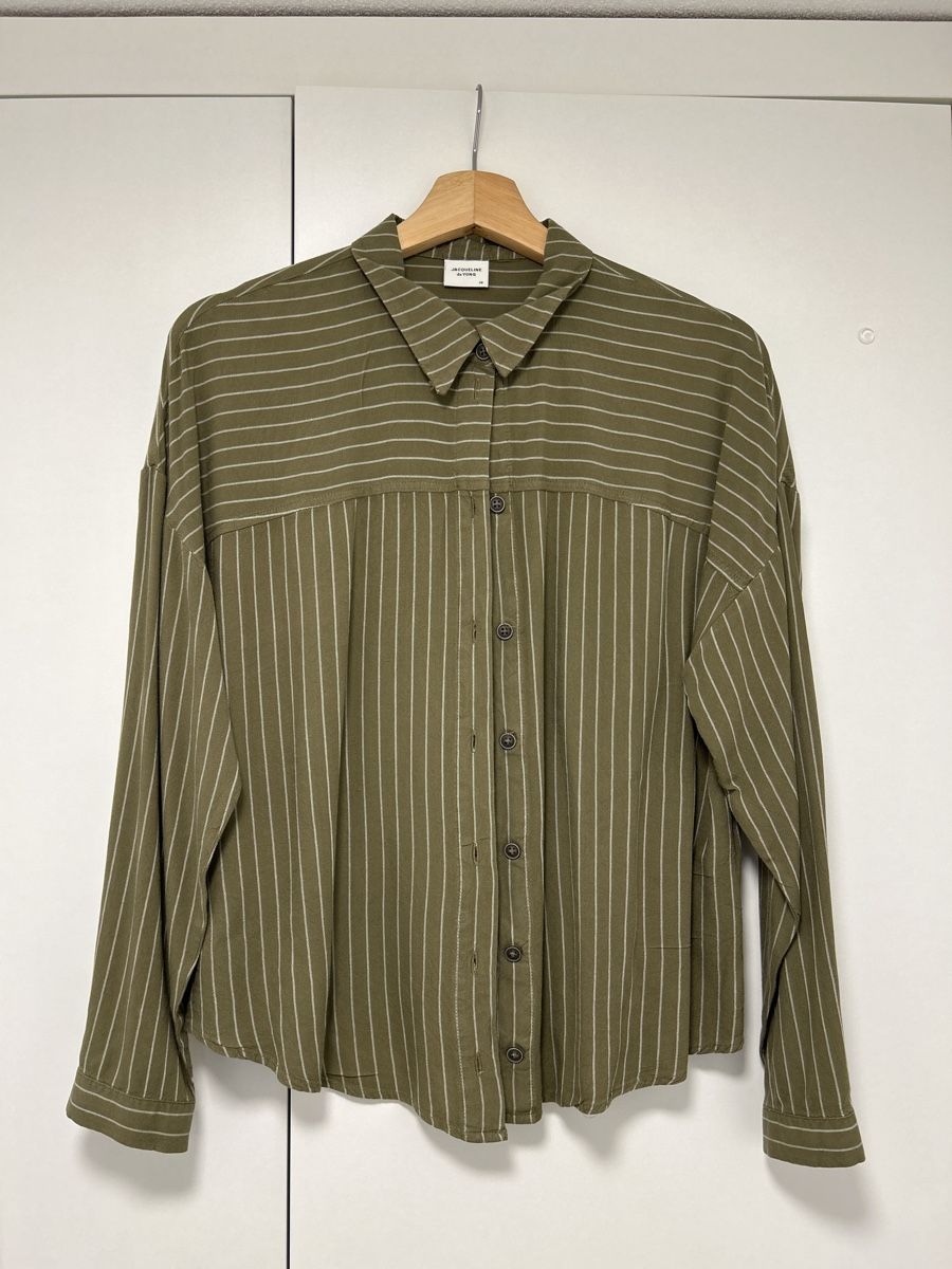 Blusen: Bluse Damen – Gebraucht aus Luzern von mro_gq8h