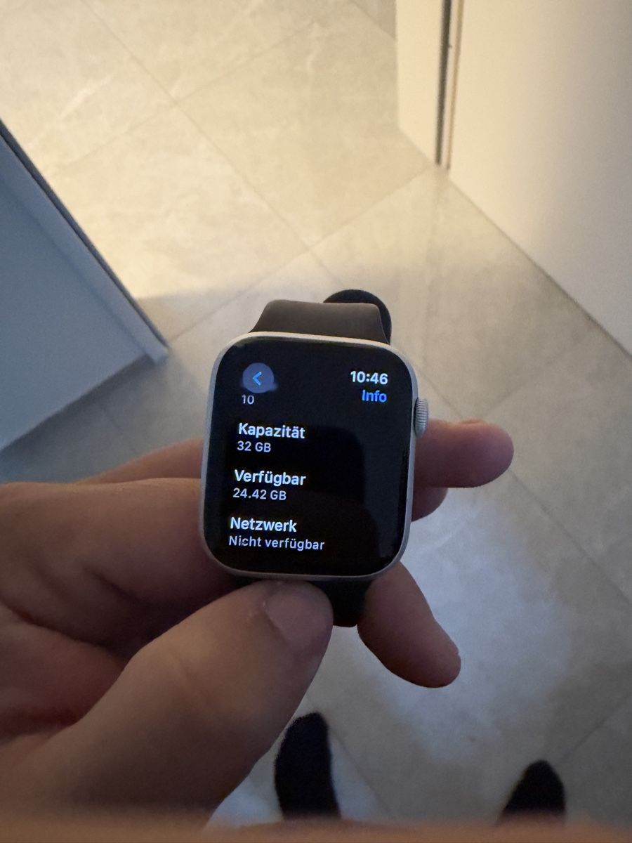 Apple Smartwatch: Apple Watch SE 44mm – Usato da Rekingen AG venduto da ZubiL 1