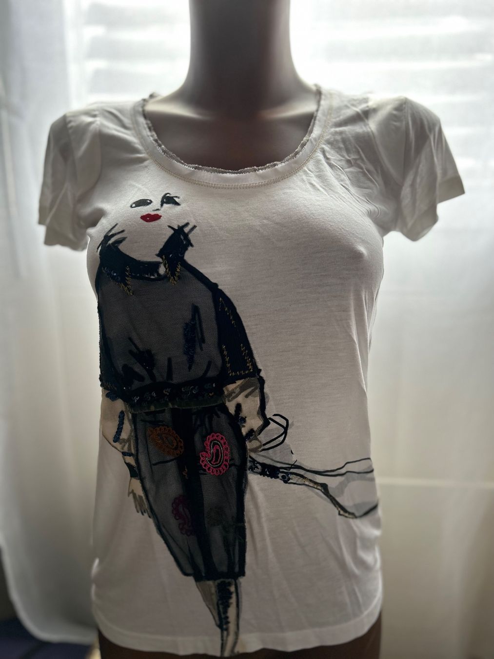 Desigual T-shirt: Desigual – Nuovo (secondo la descrizione) da Pully venduto da Kalissa