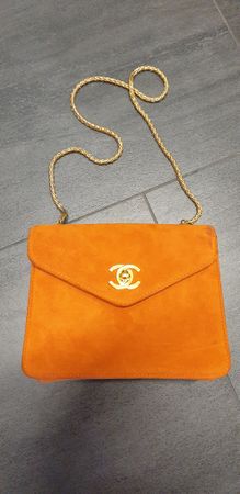 Chanel Vintage Wildleder Tasche Orange 24 Kt. Gold Beschläge