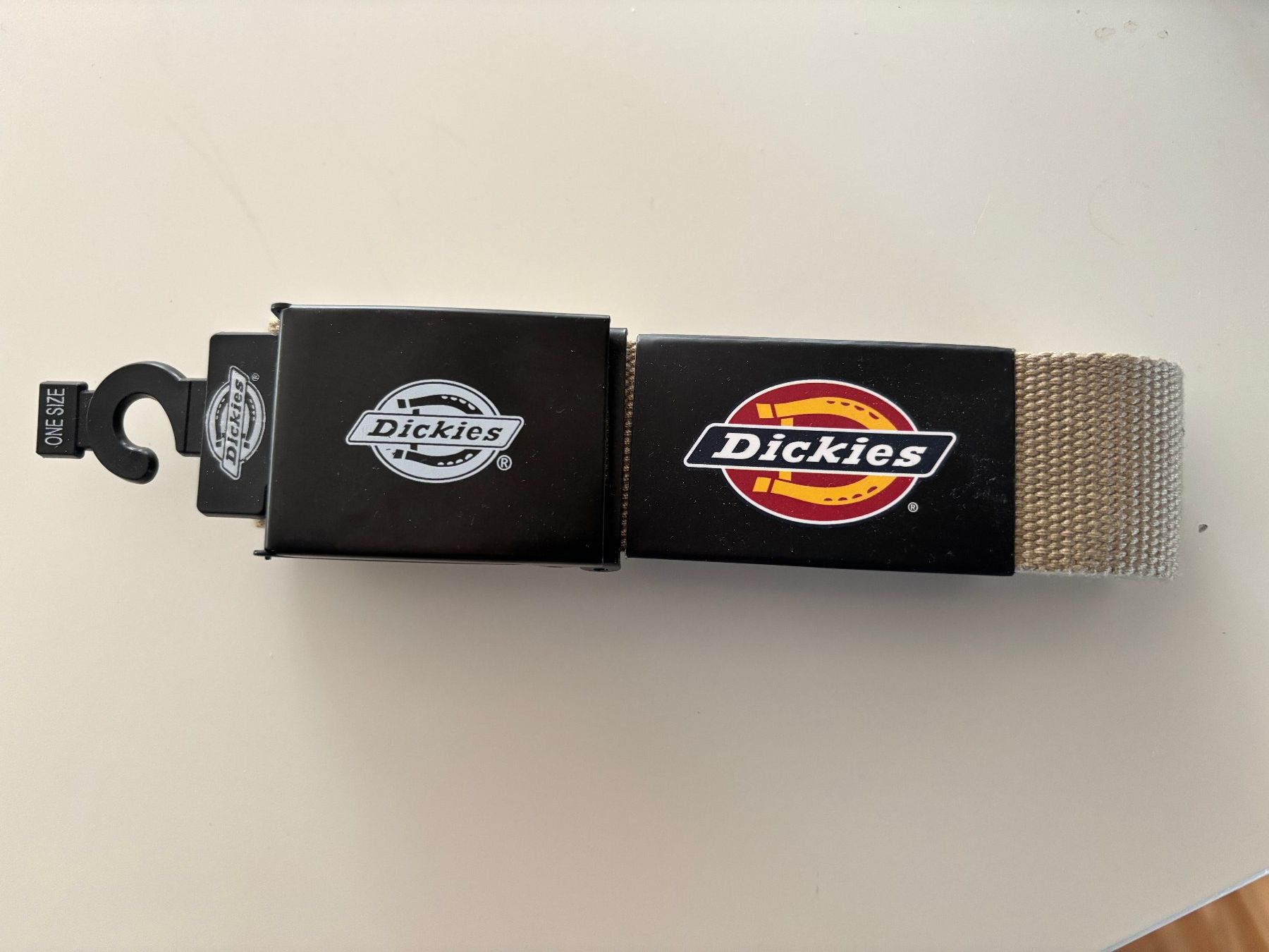Dickies Ceintures: Dickies Gurt, One Size – Neuf avec emballage d'origine à Bassersdorf par golden_sun