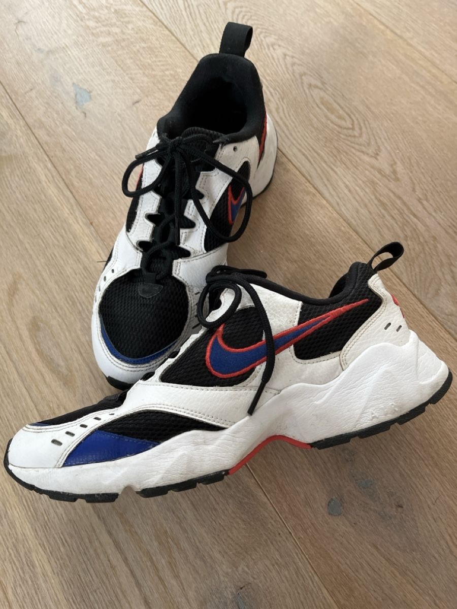 Scarpe da uomo: Nike air – Usato da Nänikon venduto da Delonghi 1