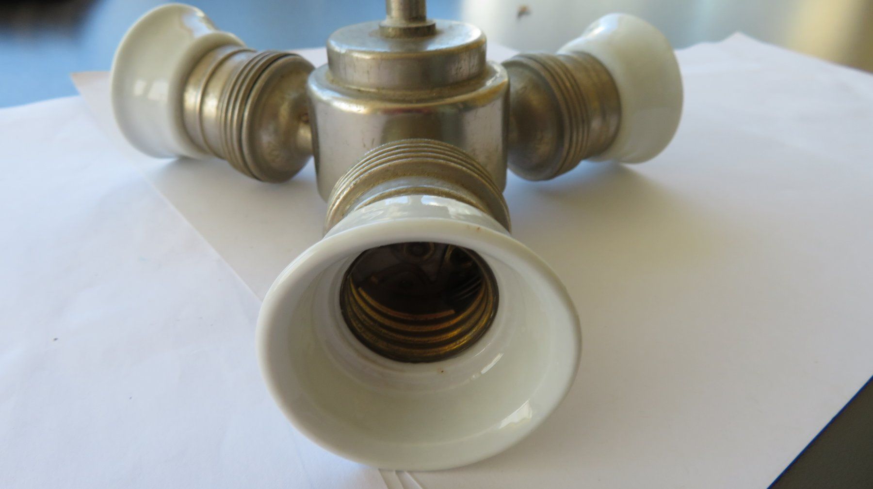 Lampadari & plafoniere: Deckenlampe antik 3-armig metall – Usato da Wetzikon ZH venduto da morda1954 6