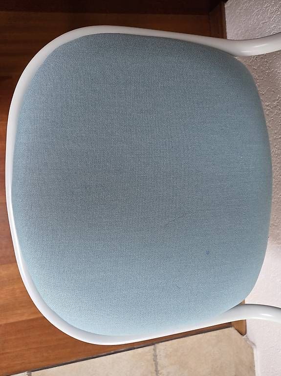 Ikea Sedie: Chaise de bureau enfant – Usato da Rolle venduto da gae_y2rp 1