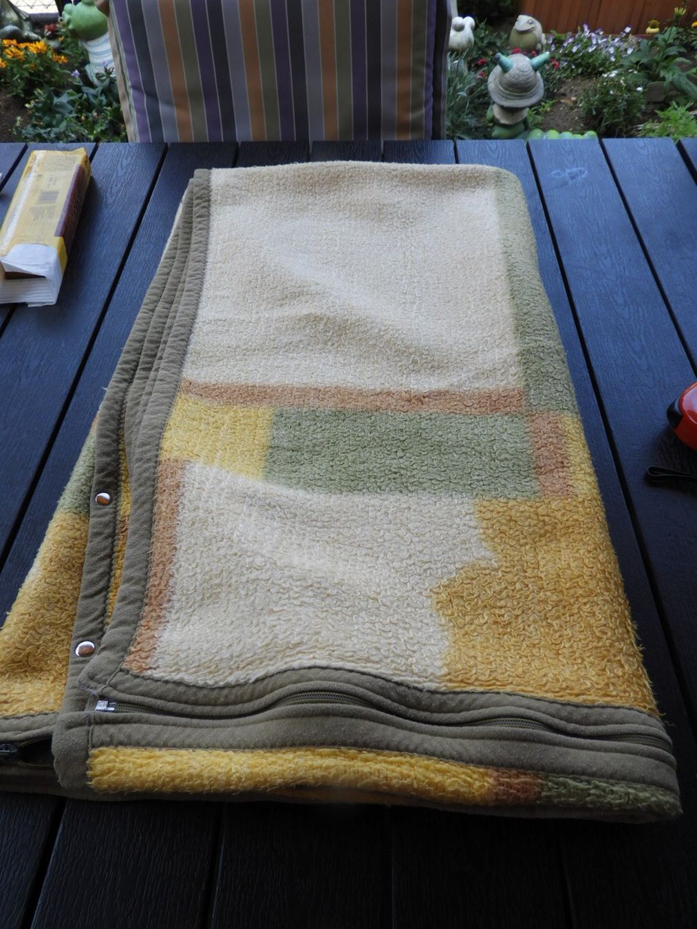 Coperte: DECKE POLYACRYL MIT REISSVERSCHLUSS, I.O, 164 X 134, – Usato da Ettingen venduto da troll-mutter 6