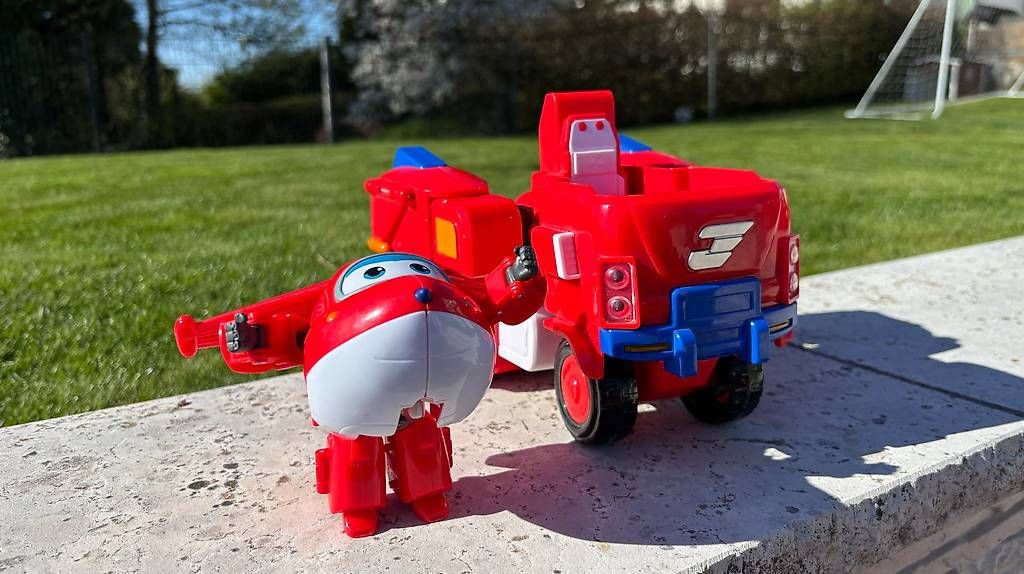Giocattoli: Super Wings Transformer - Jett – Usato da Frauenfeld venduto da Renegade77 3