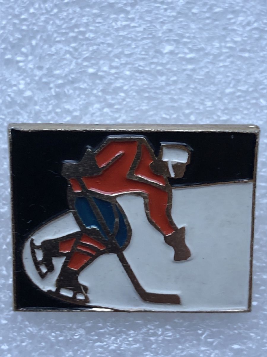 Broschen & Nadeln: Soviet ice hockey Pin vintage – Gebraucht aus Osogna von goodthingme