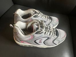 Sneaker  mit abrollen Sohle Top Gr. 37
