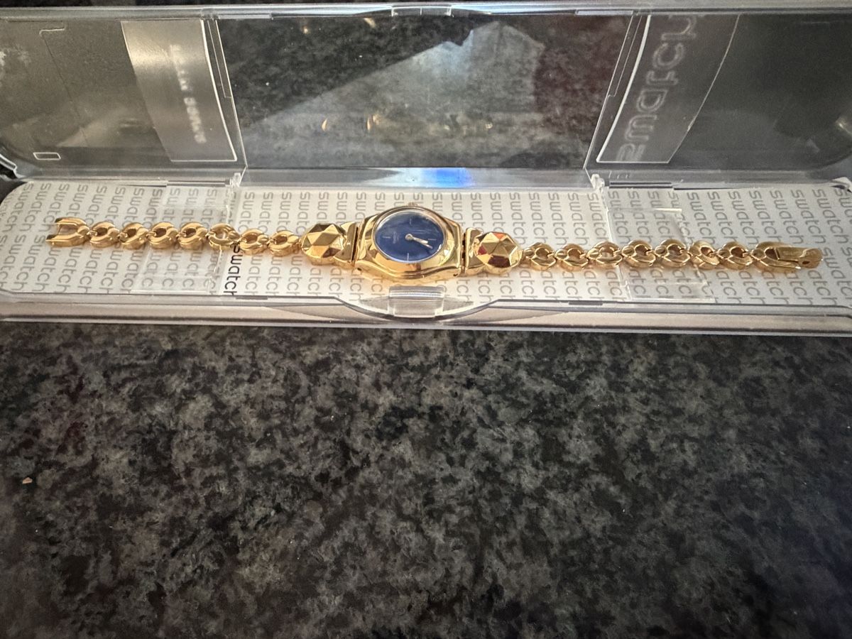 Swatch Uhren: Swatch Goldig YSG153G  – Gebraucht aus Gossau SG von jet_h9wg