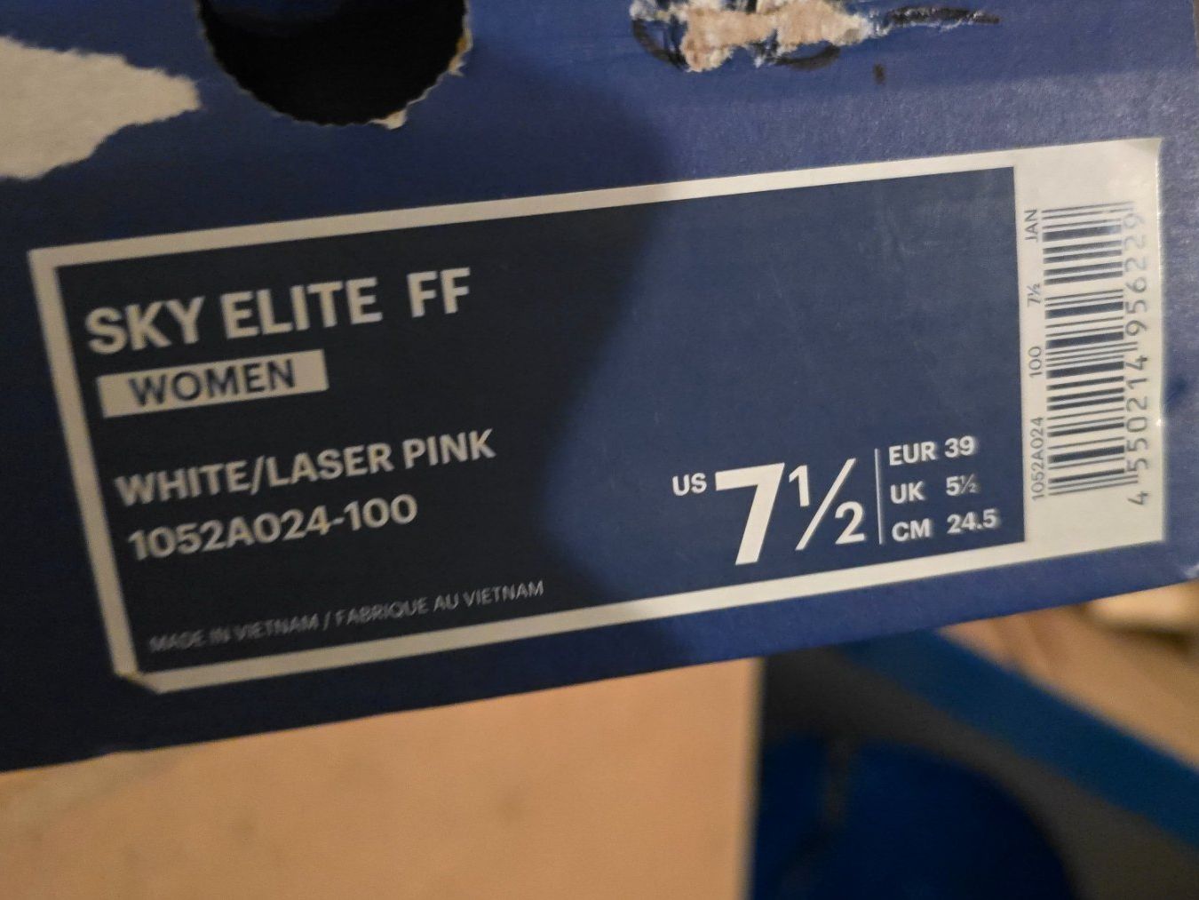 Asics Scarpe da donna: Asics SKY Elite FF  EU 39 – Nuovo (secondo la descrizione) da Wallisellen venduto da theblacksheep 7