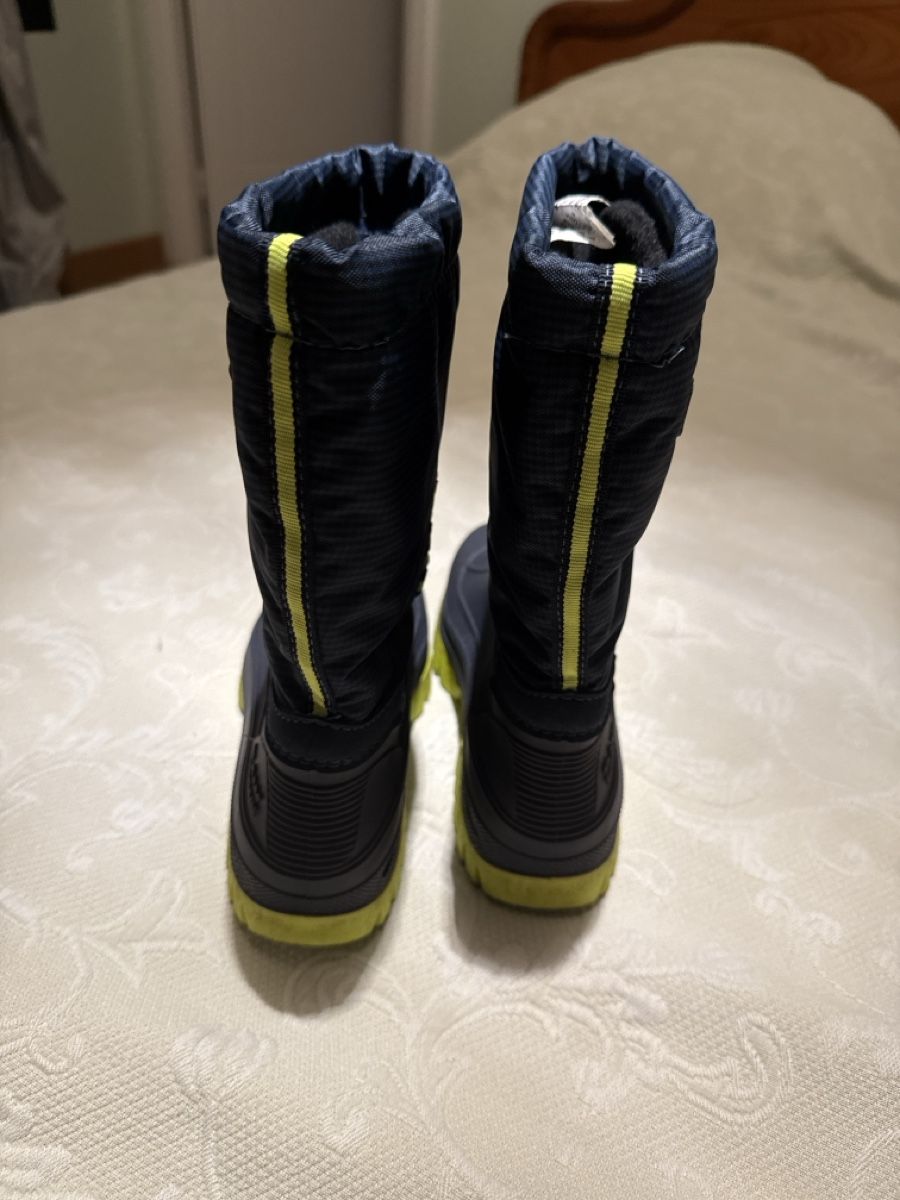 Chaussures hommes: CMP Navy Winter Snow Boots, Size 38, EUC, Warm & Comfy! – Neuf (Voir description) à Genève par aic_8tl7 1