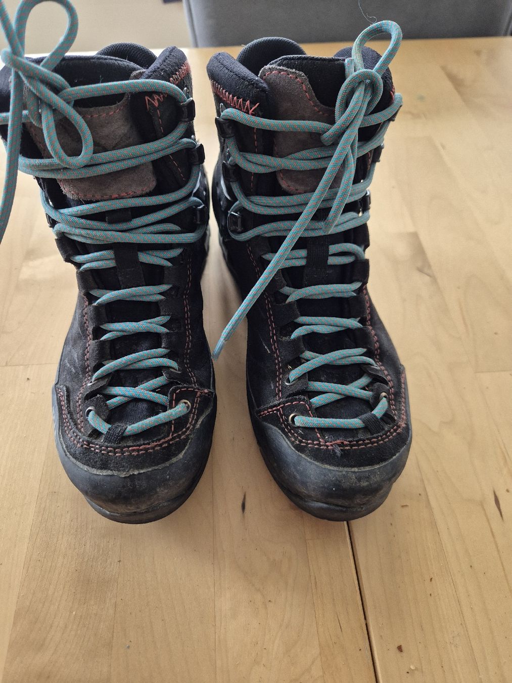 Salewa Scarpe da donna: Salewa MTN Trainer Mid GTX, Wanderschuhe Gr.36 – Usato da Maur venduto da FlorenceHitz 4