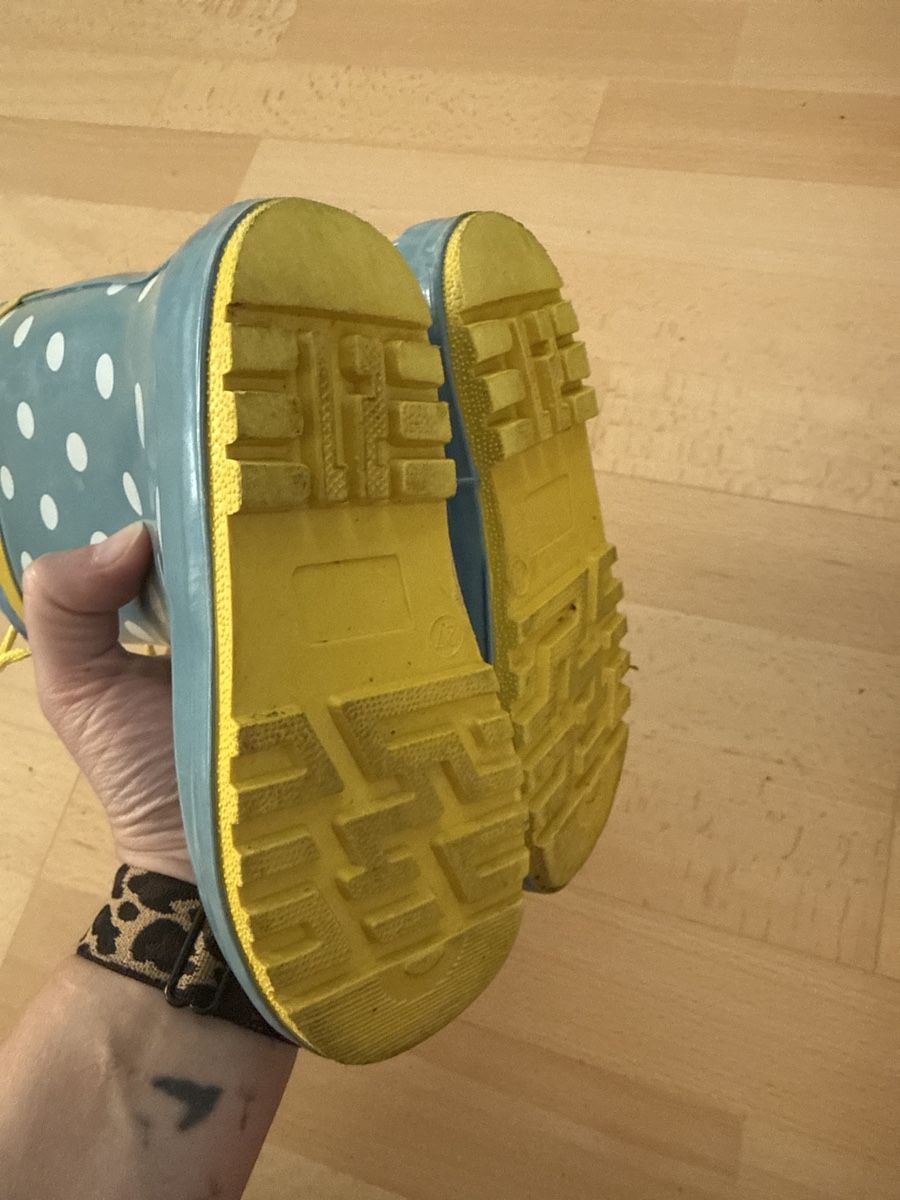Chaussures garçon: Gummistiefel Gr.27 – D'occasion à Winkel par _OachKatzerl_ 1