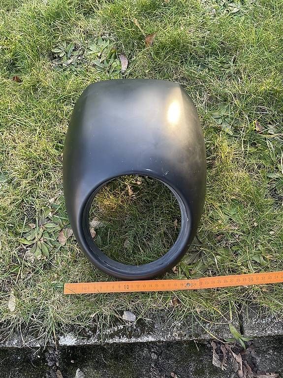 Alle Motorradersatzteile: Harley Davidson Lampenschirm Maske Lampe – Gebraucht aus Niederhasli von nil_l7w9