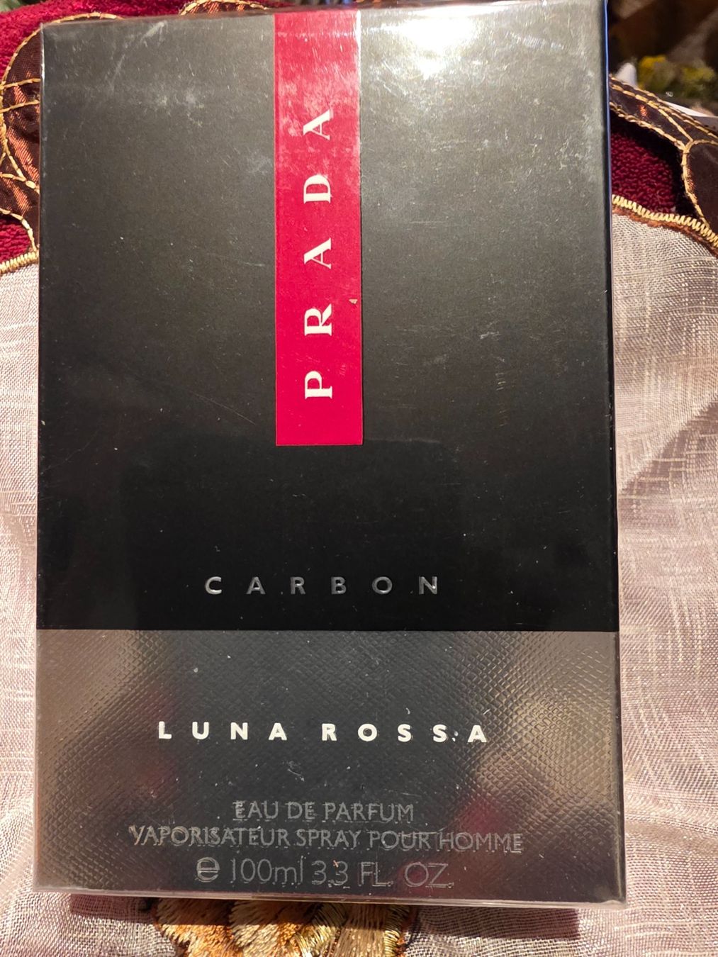 Prada Parfums & Eau de Toilette: Prada Luna Rossa Carbon Eau de Parfum 100ml – Neuf avec emballage d'origine à Ollon VD par Manuella60