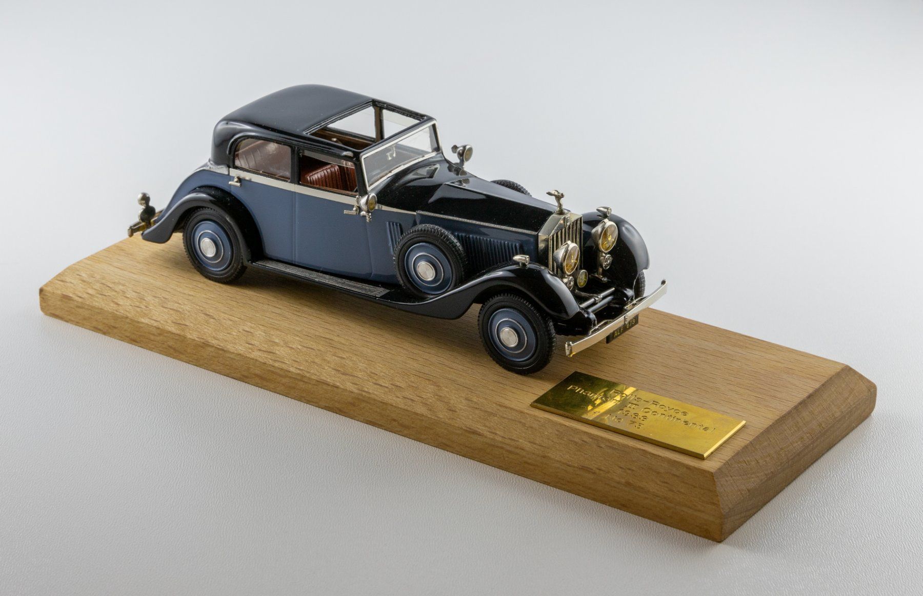 Rolls Royce Modellautos: Top Marques Rolls Royce Phantom II "Continental" 1933, 1/43 – Gebraucht aus St. Pantaleon von pantaleon62 2