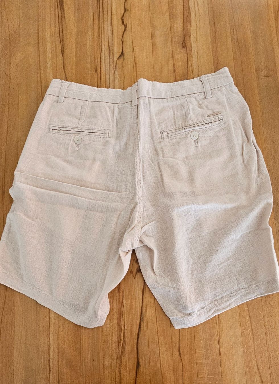 Pantaloni: Shorts Herren Gr. S Leinen beige – Usato da Root venduto da Trinali 1