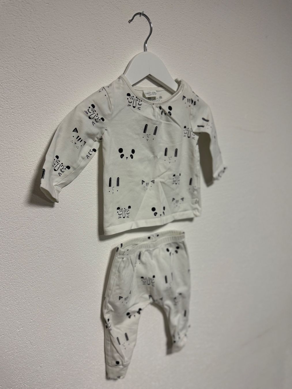 Next Lotti di vestiti: NEXT Set | Gr. 68 👶🏼 – Usato da Walenstadt venduto da closetqueen.mini 1