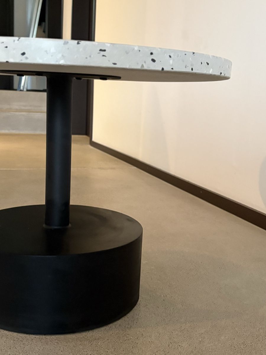 Tavoli: Outdoor Salon- Tisch Kave Delano – Usato da Winterthur venduto da inf_5m6h 3