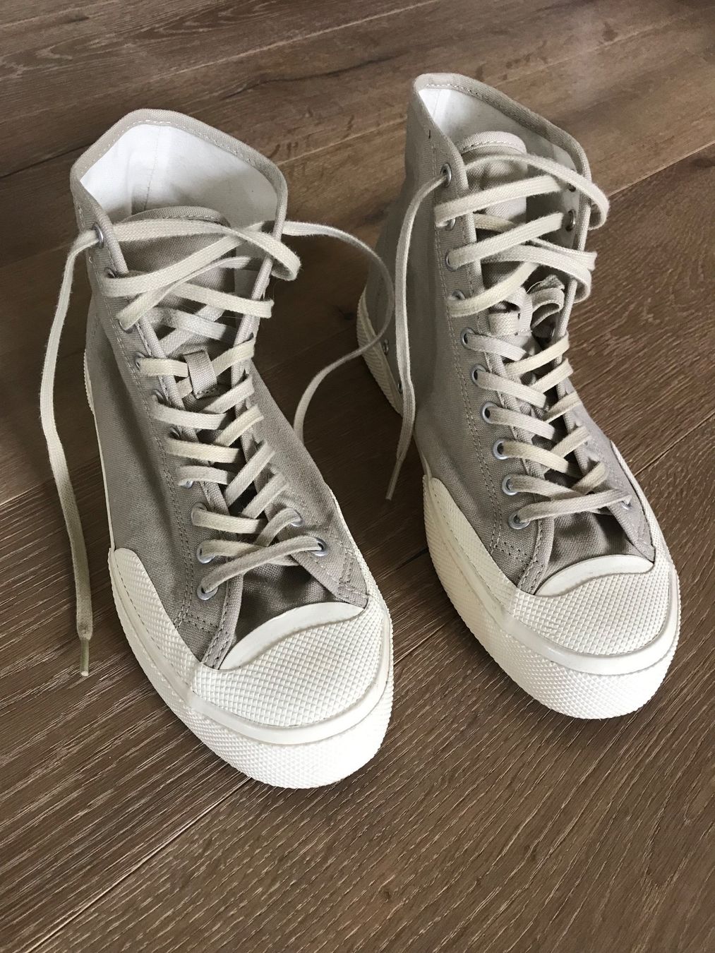 Superga Scarpe da uomo: Superga Sneakers Gr. 43 - wie NEU – Usato da Affoltern am Albis venduto da variablend