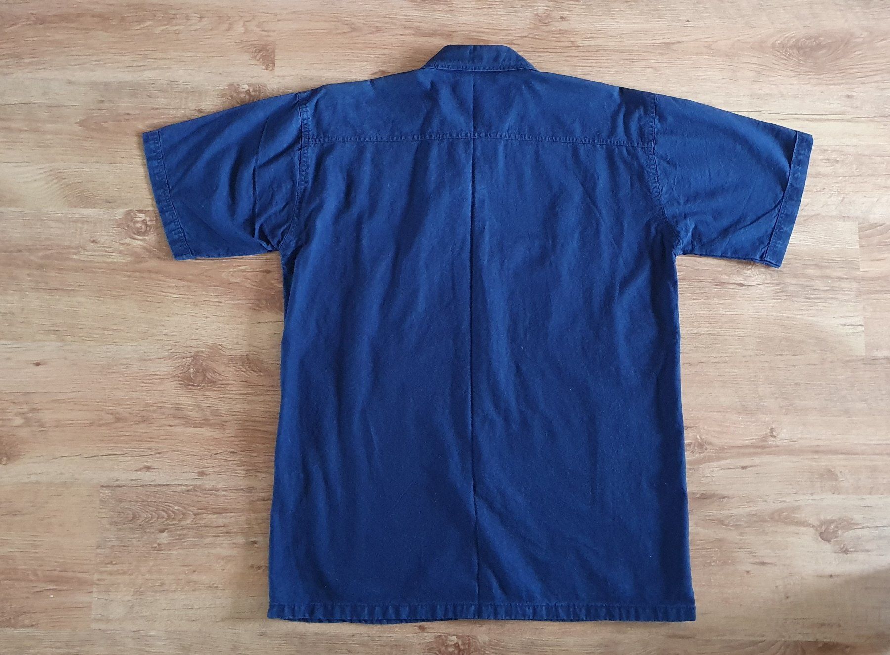 Camicie: schönes kurzarm Jeans Hemd dunkelblau – Usato da Giswil venduto da online-Brockenhaus 1