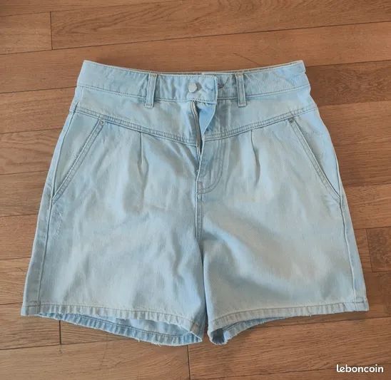 Ba&Sh Jeans: Short en jean Ba&sh – Nuovo (secondo la descrizione) da Pully venduto da Rose_vie