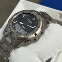 Tissot T-Touch II Titanium   Neuwertig, nie getragen.