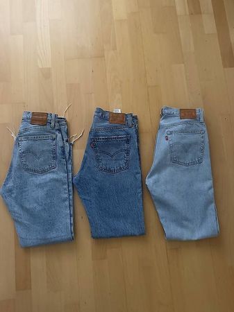 Levis 