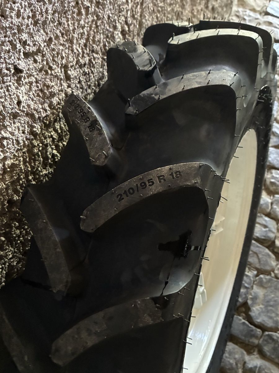 Pneus & Roues: Doppelräder Schiltrac Aebi Reform wedemann schäfer – D'occasion à Schangnau par UeliK0102 1