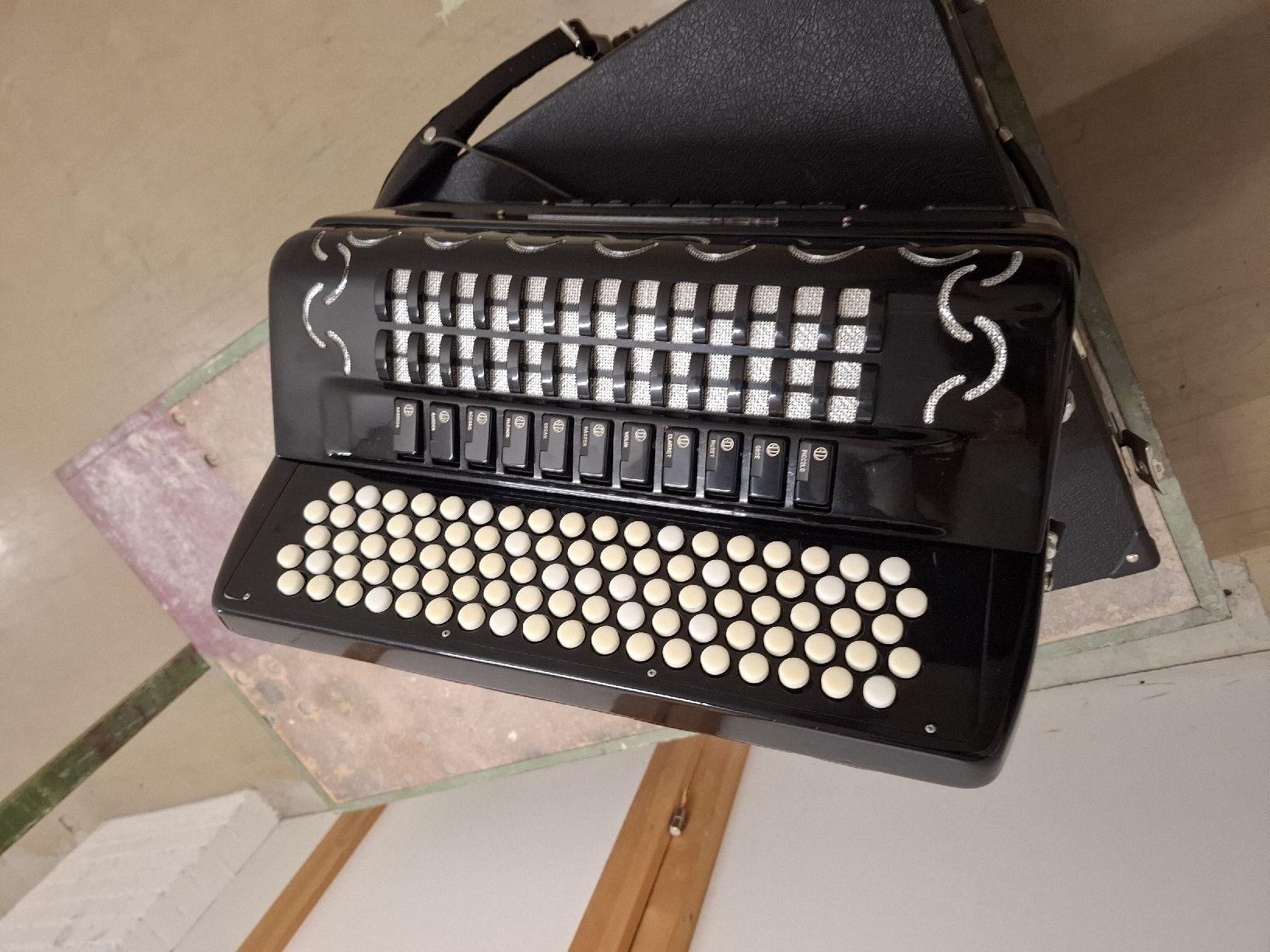 Strumenti musicali: 4.chorig Bugari chromatisch – Usato da Villeneuve venduto da BibiVintage 6