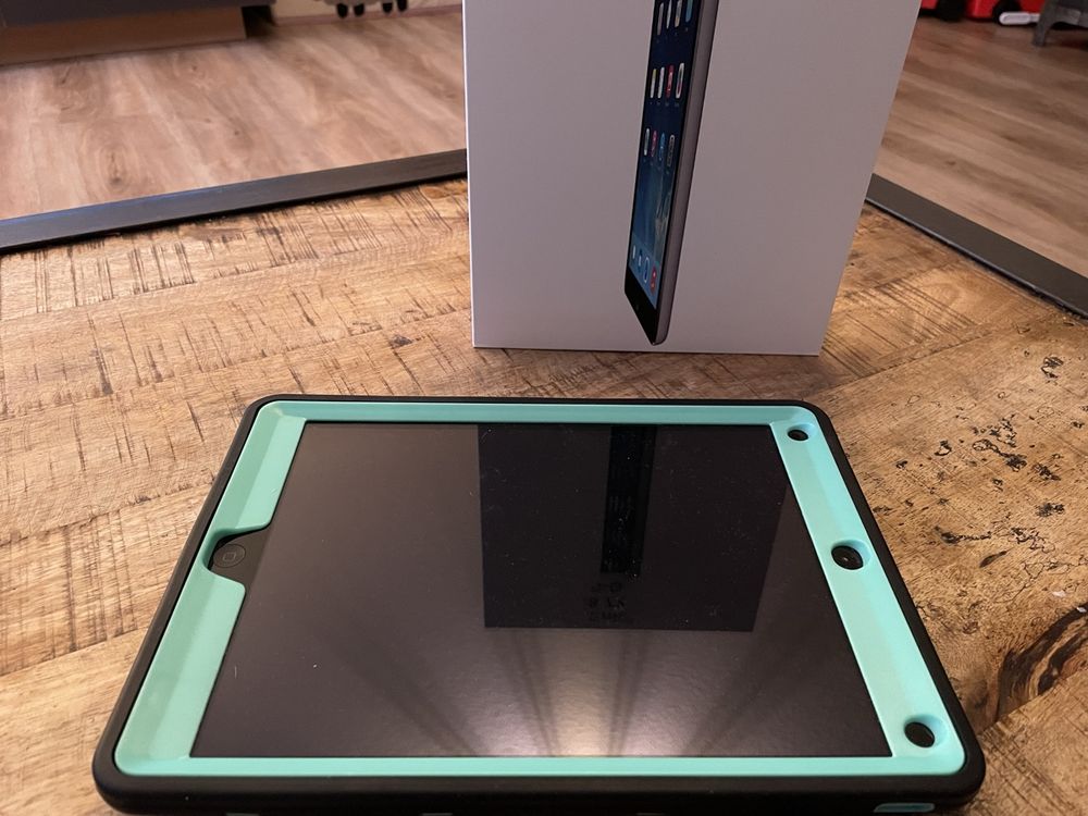 iPad Air mit Case in Original-Verpackung (Gebraucht) in Brütten für CHF ...