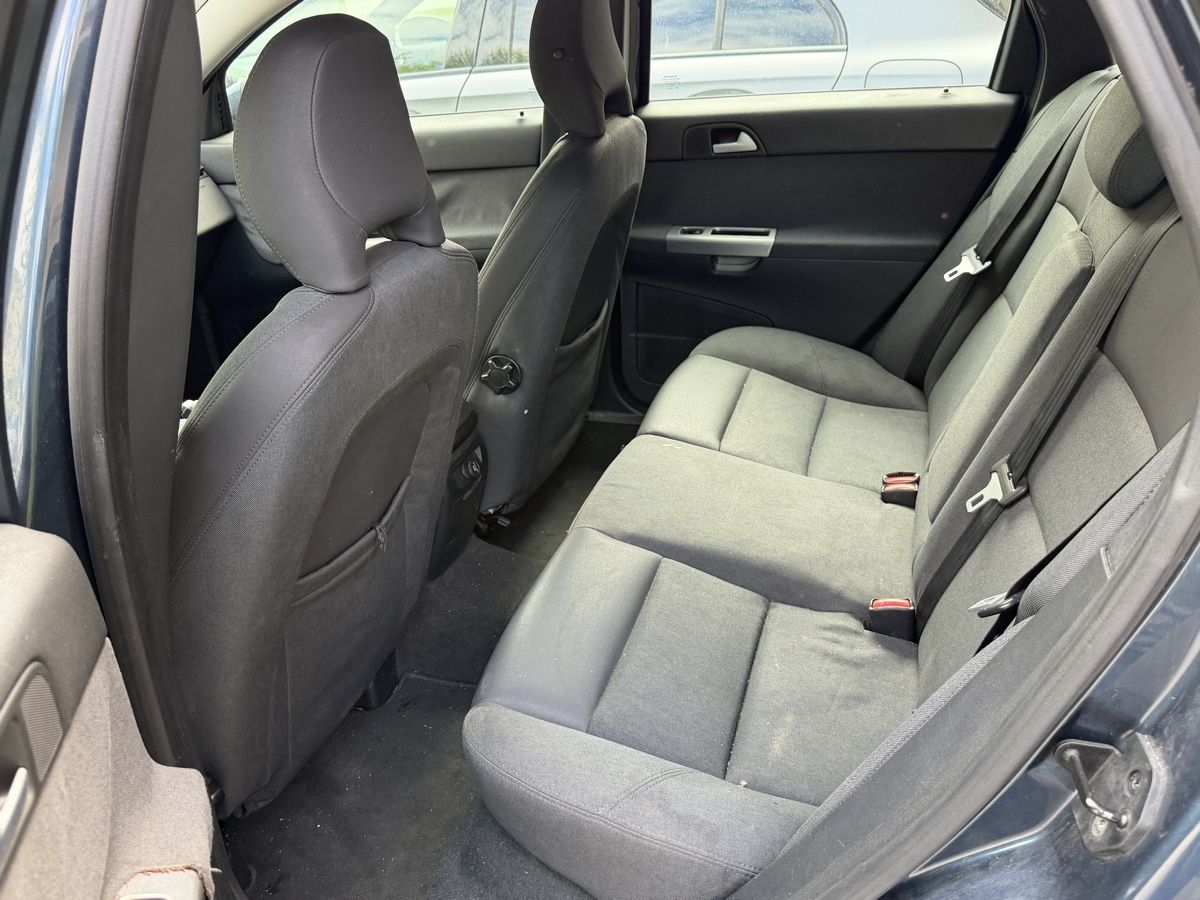Volvo Automobili: Volvo v50 1.8 – Usato da Vetroz venduto da Fatko89 4