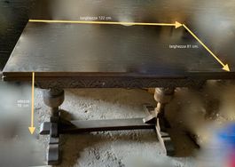 Tavolo antico in legno massiccio