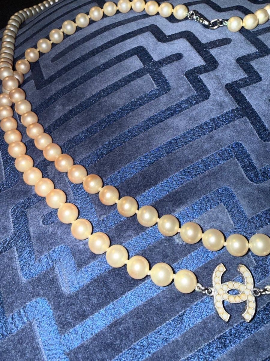 Chanel Catenine: Chanel Perlen Halskette 10v classic – Usato da Bonstetten venduto da Dargslan 1