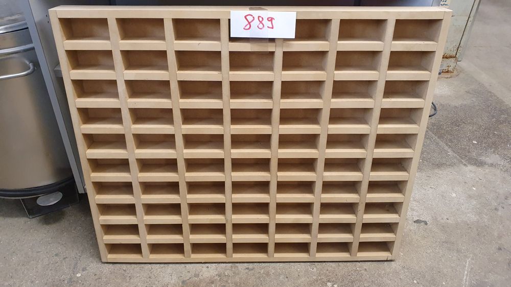 Sortier Kasten Holz (889) (Gebraucht) in Winterthur für CHF 1 – nur ...