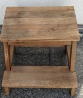 Holz Trittleiter zweistufig gebraucht im Zustand
