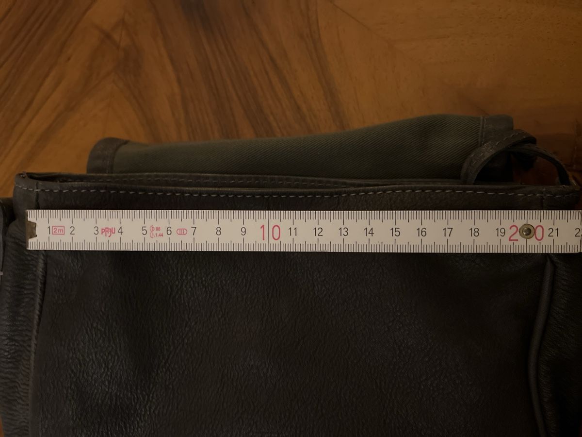Massimo Dutti Borse da donna: Massimo Dutti Umhängetasche grau – Usato da Zürich venduto da Phoebeli 4