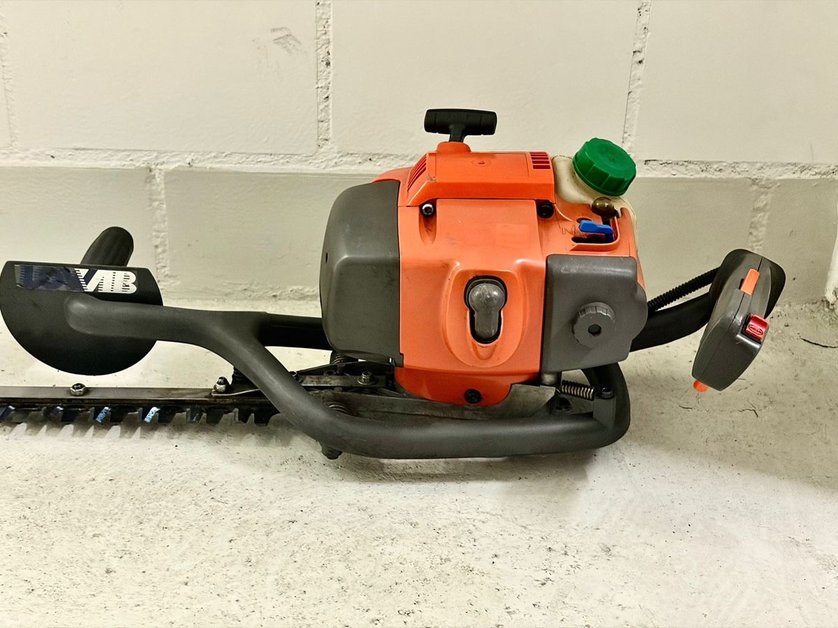 Husqvarna Alle Werkzeuge: Husqvarna 325 HS 75 Heckenschere – Gebraucht aus Holziken von 181281 2