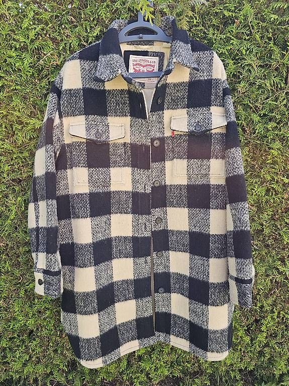 Jacken: Giacca Levi's – Gebraucht aus Sonvico von bab_2znh